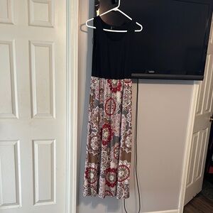 Floral Maxi Dress - Black and Red